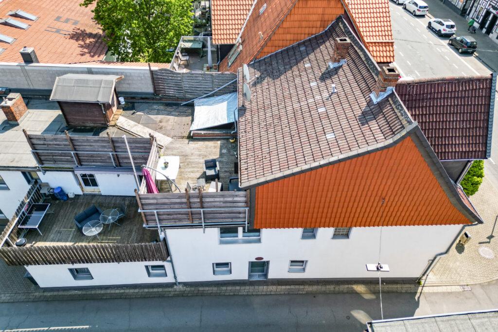 38304 Wolfenbüttel, Mehrfamilienhaus zum Kauf | Drohnenaufnahmen_3.jpg | Immobilienmakler Magdeburg - Sorglosmakler
