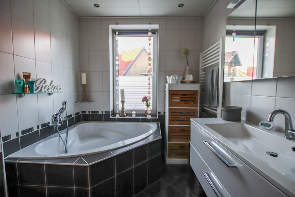 39288 Burg, Einfamilienhaus zum Kauf | Badezimmer | Immobilienmakler Magdeburg - Sorglosmakler